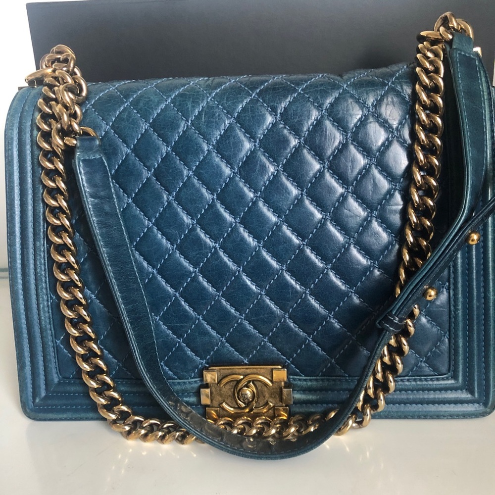 🚨 SOLD 🚨 Chanel Le Boy